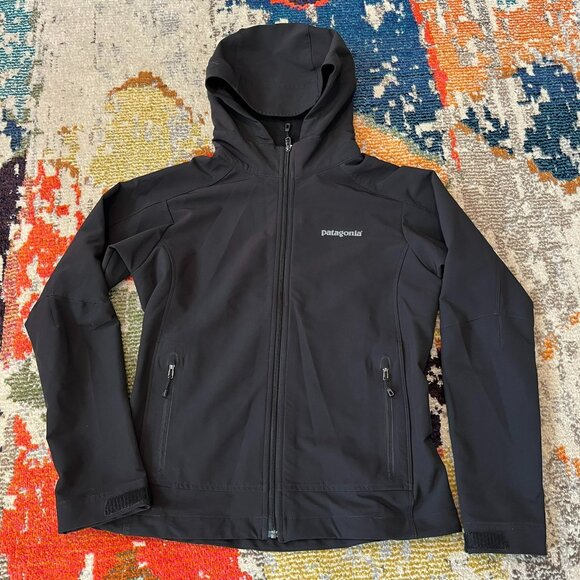 Patagonia W's Simple Guide Softshell Hooded Jacket, Black, Small - Picture 2 of 15